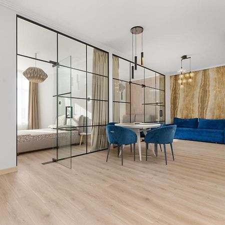 Sea Symphony Luxury 3-Bedrooms Apartment Odessa Buitenkant foto