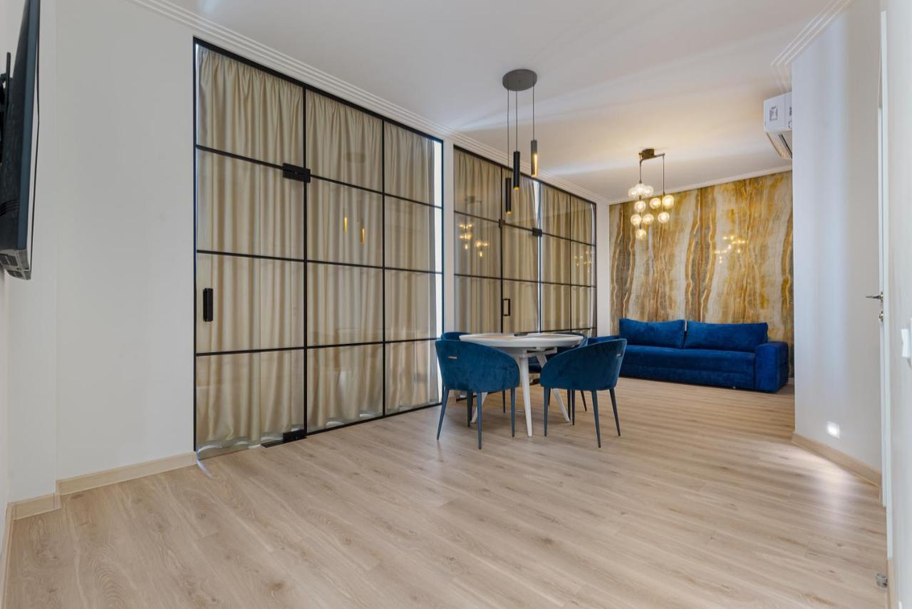 Sea Symphony Luxury 3-Bedrooms Apartment Odessa Buitenkant foto
