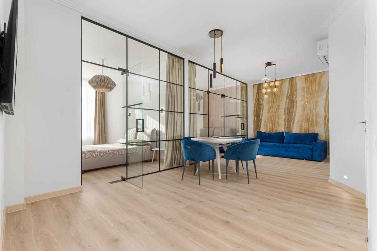 Sea Symphony Luxury 3-Bedrooms Apartment Odessa Buitenkant foto